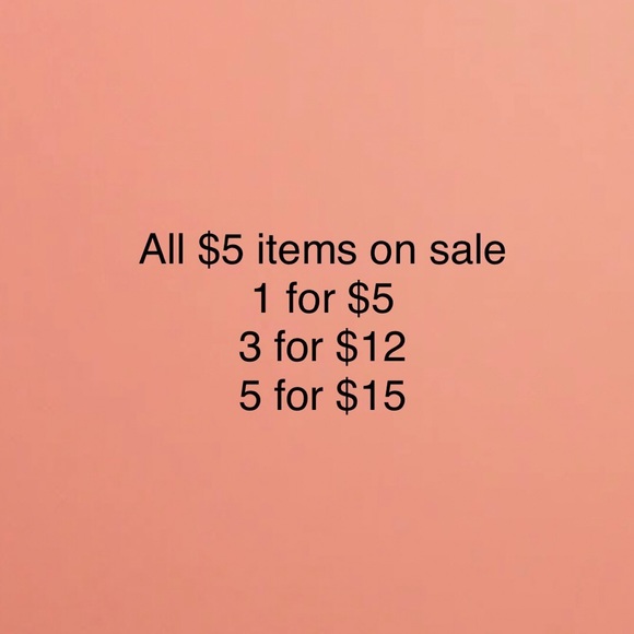 ⭐️Five $5 items for $15⭐️ Eight face masks - Picture 4 of 4